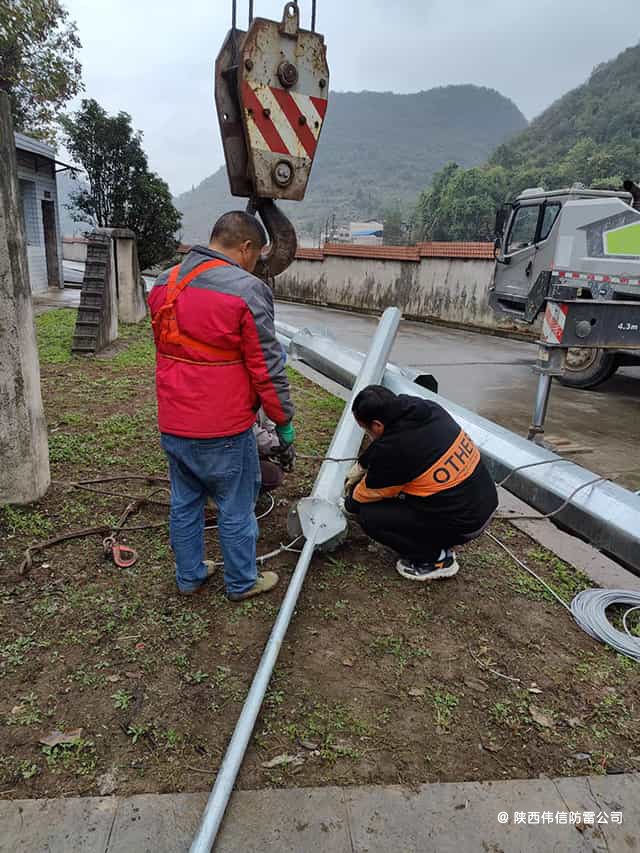 贵州某部队独立环形钢管避雷针塔安装
