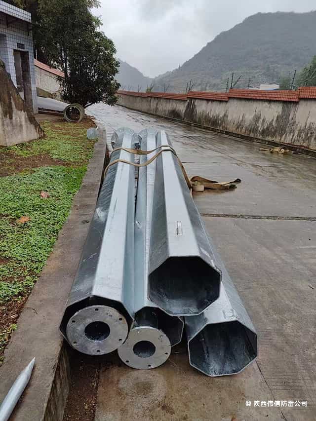 贵州某部队独立环形钢管避雷针塔安装