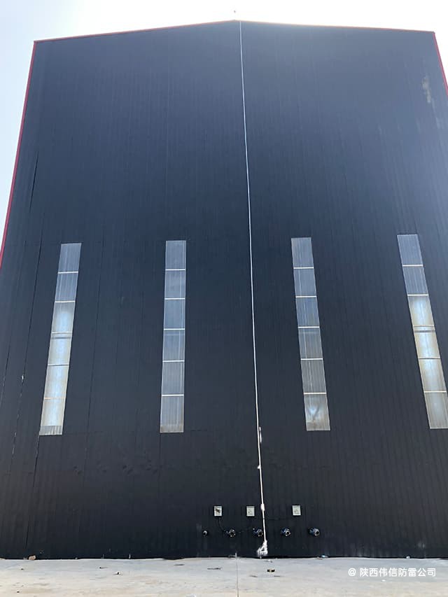 陕西咸阳市泾阳拌合站厂区避雷针安装