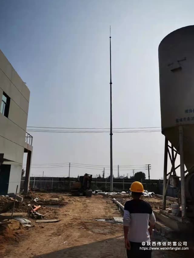 陕西西安长安区某厂区30米GH独立环形避雷针塔安装项目